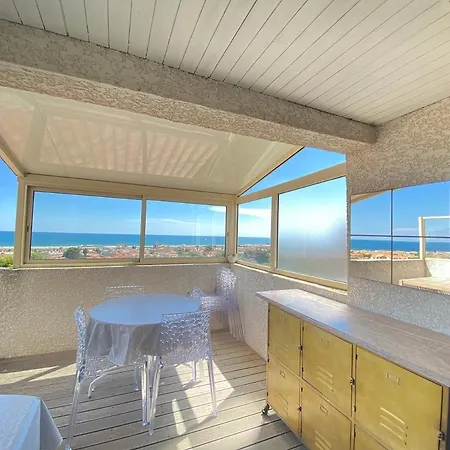 Magnifique Maison Vue Sur La Avec Piscine Commune A 800m De La Fleury (Aude)