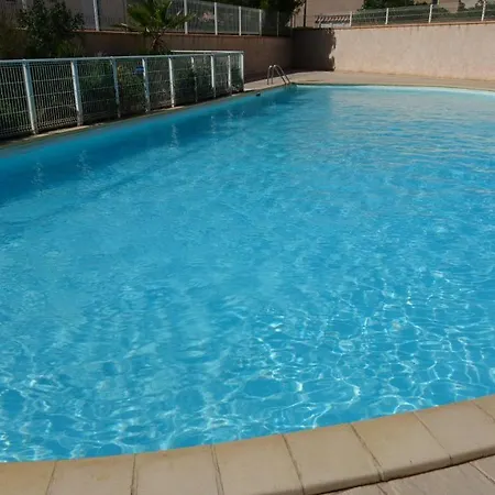 Magnifique Maison Vue Sur La Avec Piscine Commune A 800m De La Semesterbostad Fleury (Aude)